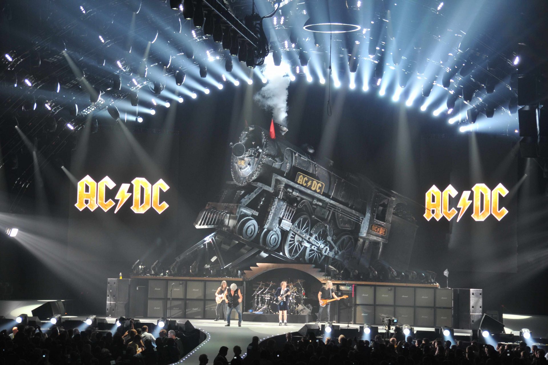 ACDC Dresden Tour YOUNG